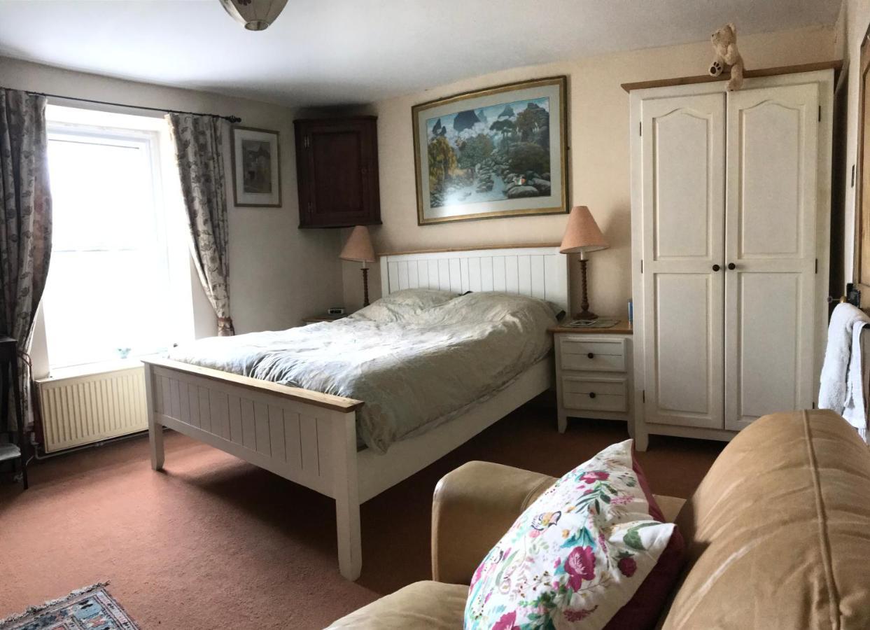 Chateau Terrace BnB Chepstow Exterior foto