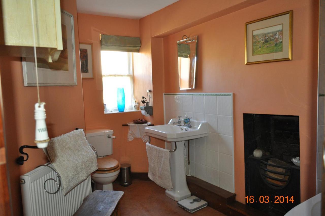 Chateau Terrace BnB Chepstow Exterior foto